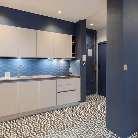 L48 Smart 1 Bdr Ac. Centre 10mins Sea Apartment *