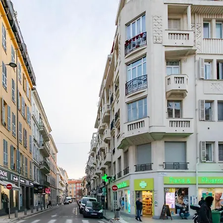 L48 Smart 1 Bdr Ac. Centre 10mins Sea * Nice