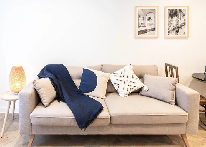 L48 Smart 1 Bdr Ac. Centre 10mins Sea Apartmán *